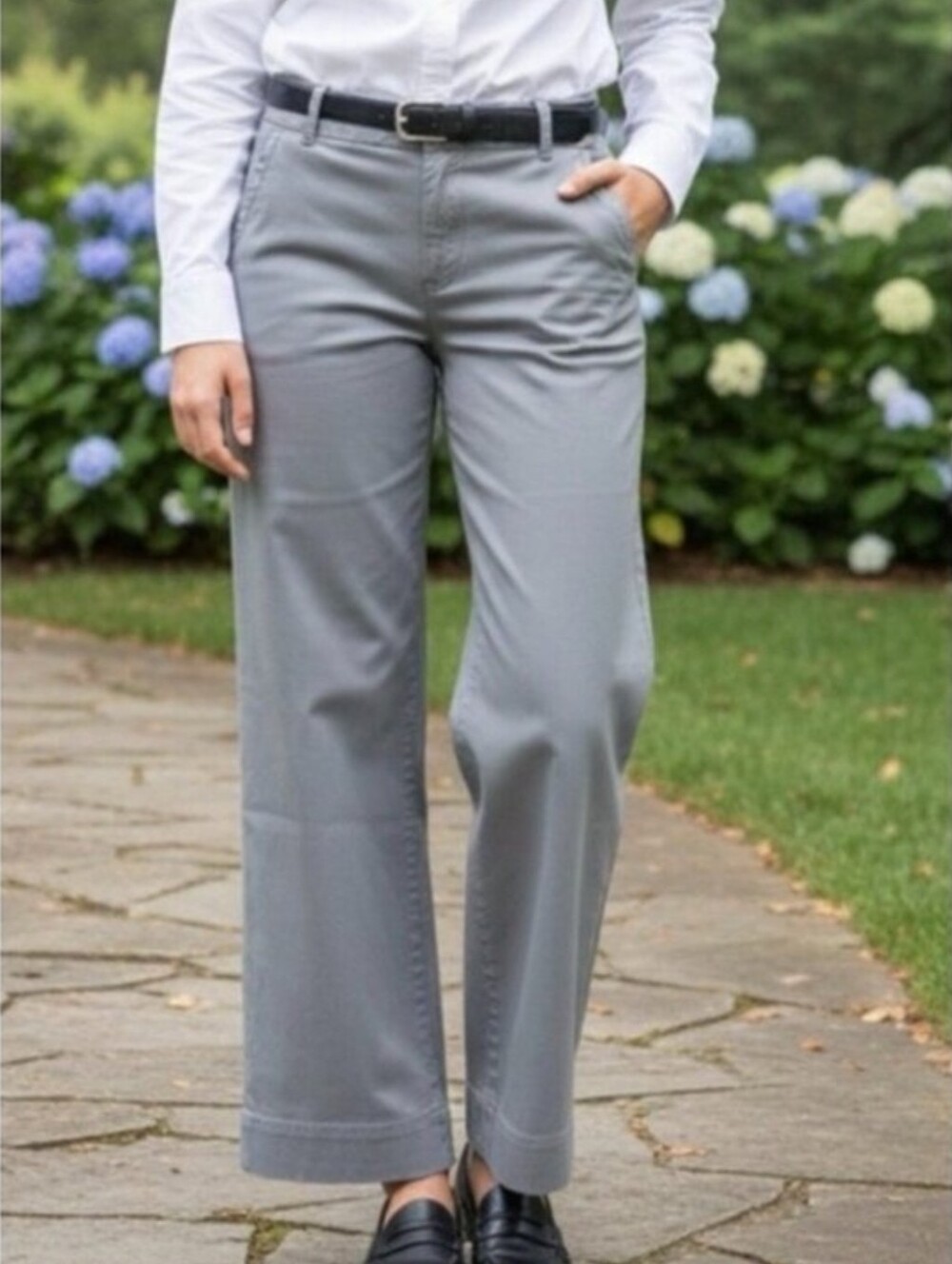 J Crew Chino Gray Favorite Fit Pants Size 6 Short